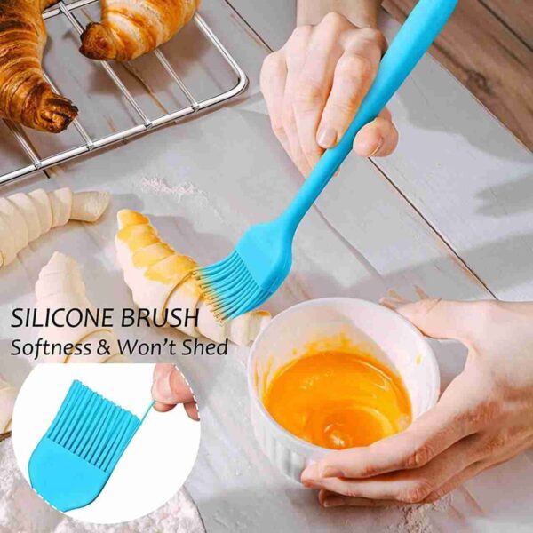 Use of P-Plus International Silicone Pastry Brush